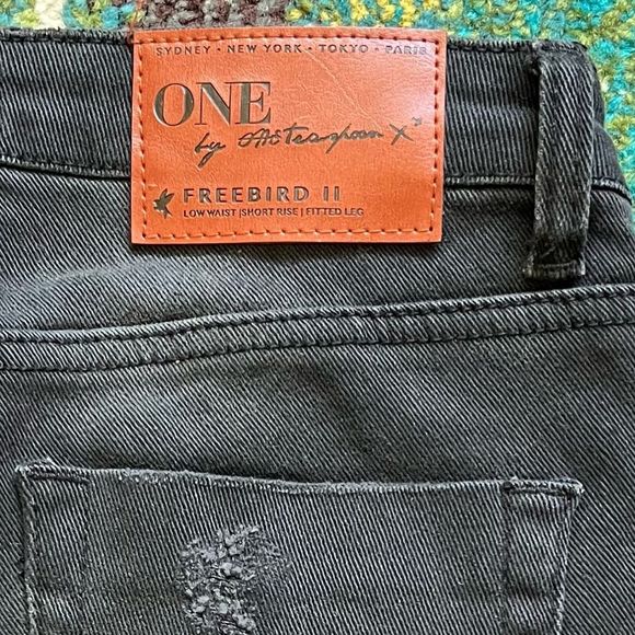 One Teaspoon low waist, short rise jeans, size 24 - Picture 5 of 6